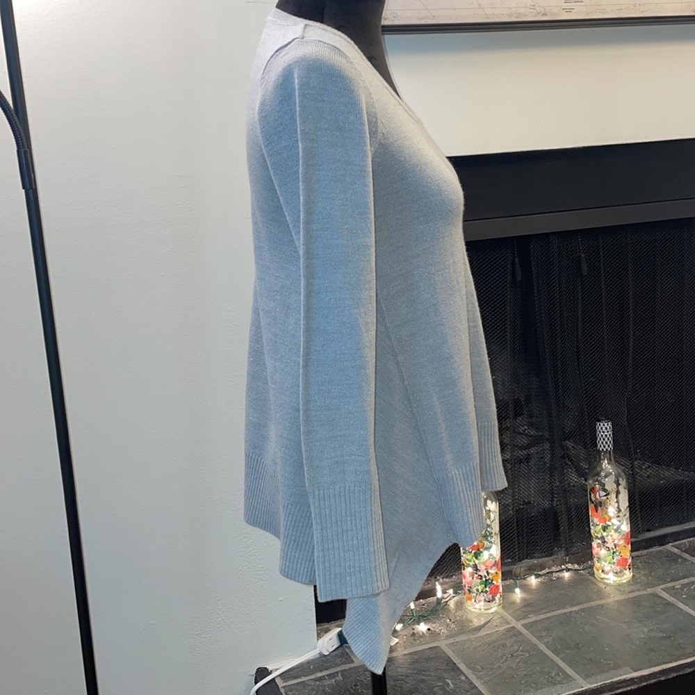 Grey sweater - Picture 8 of 12
